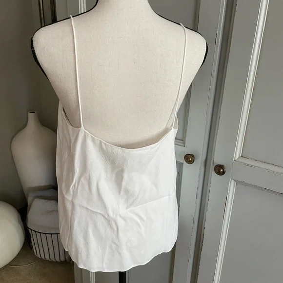 Theory White Tonal Embroidery Tank - Picture 4 of 6